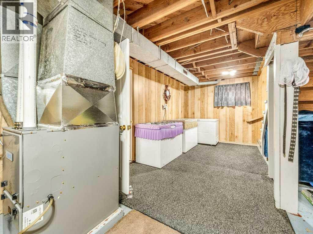 107 9 Street N photo 12