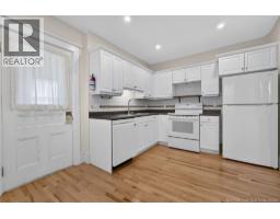 Kitchen - 140-142 Park Street, Moncton, NB E1C2B5 Photo 16