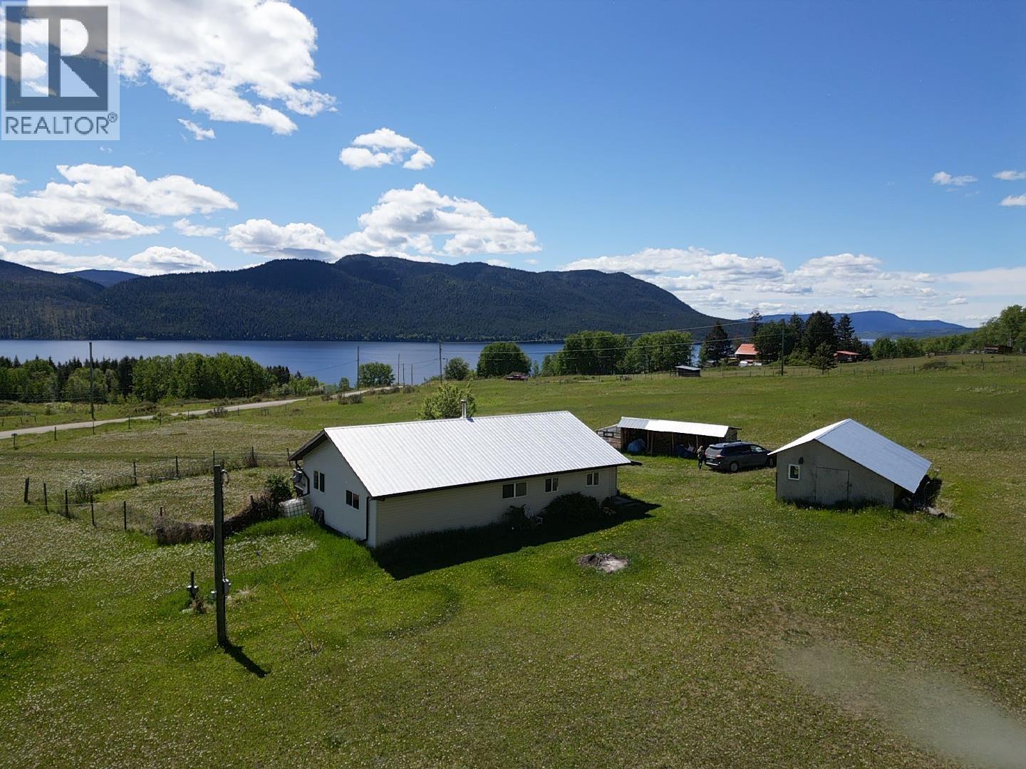 3150 FRANCOIS LAKE ROAD - 24