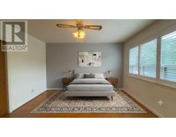 31 Quinan Drive, Toronto, ON M6L1E8 Photo 13