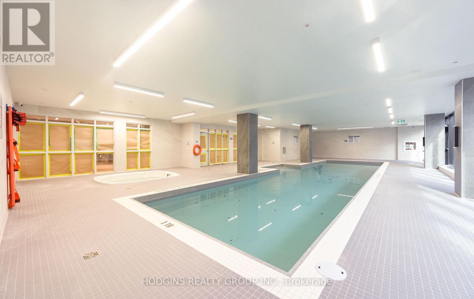 #106 1035 SOUTHDOWN ROAD - 38