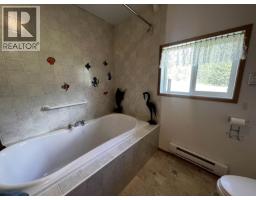 3150 Francois Lake Road, Fraser Lake, BC V0J1S0 Photo 17