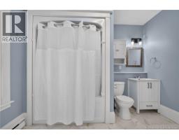 Unit #140 4-pc Ensuite
