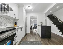 12 L'amoreaux Drive, Toronto, ON M1W2L9 Photo 13