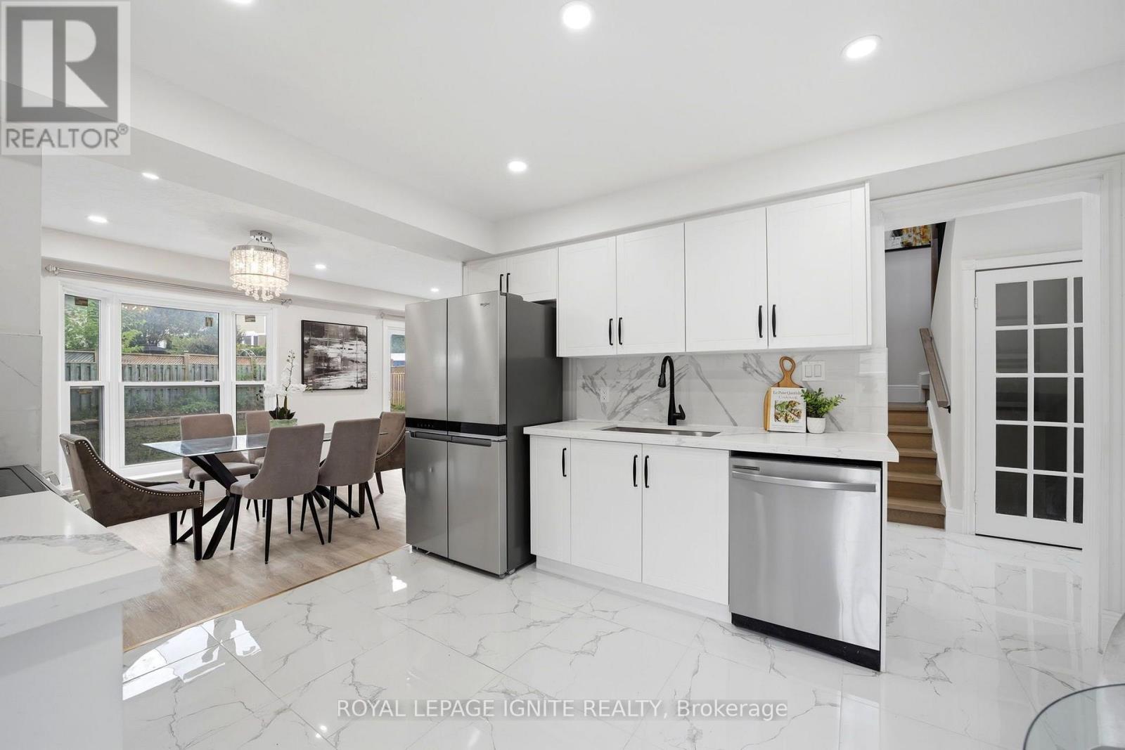 26 WINSTON CRESCENT - 14