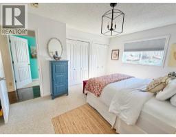 1004 13 Street SE - photo 13