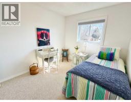 1004 13 Street SE - photo 17