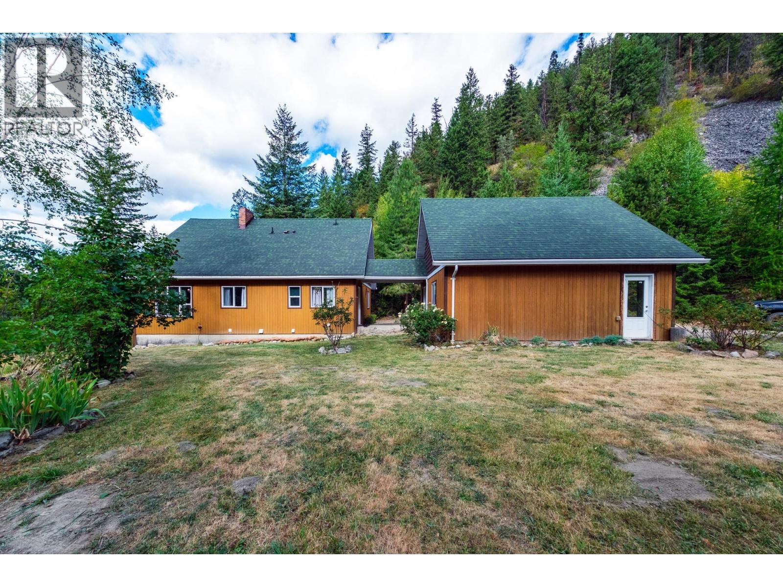 1249 Creighton Valley Road - Image 42