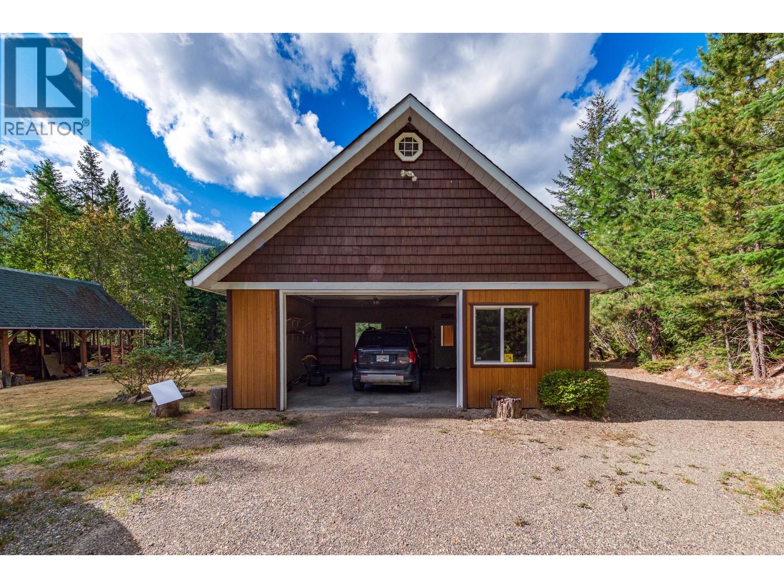 1249 Creighton Valley Road - 47