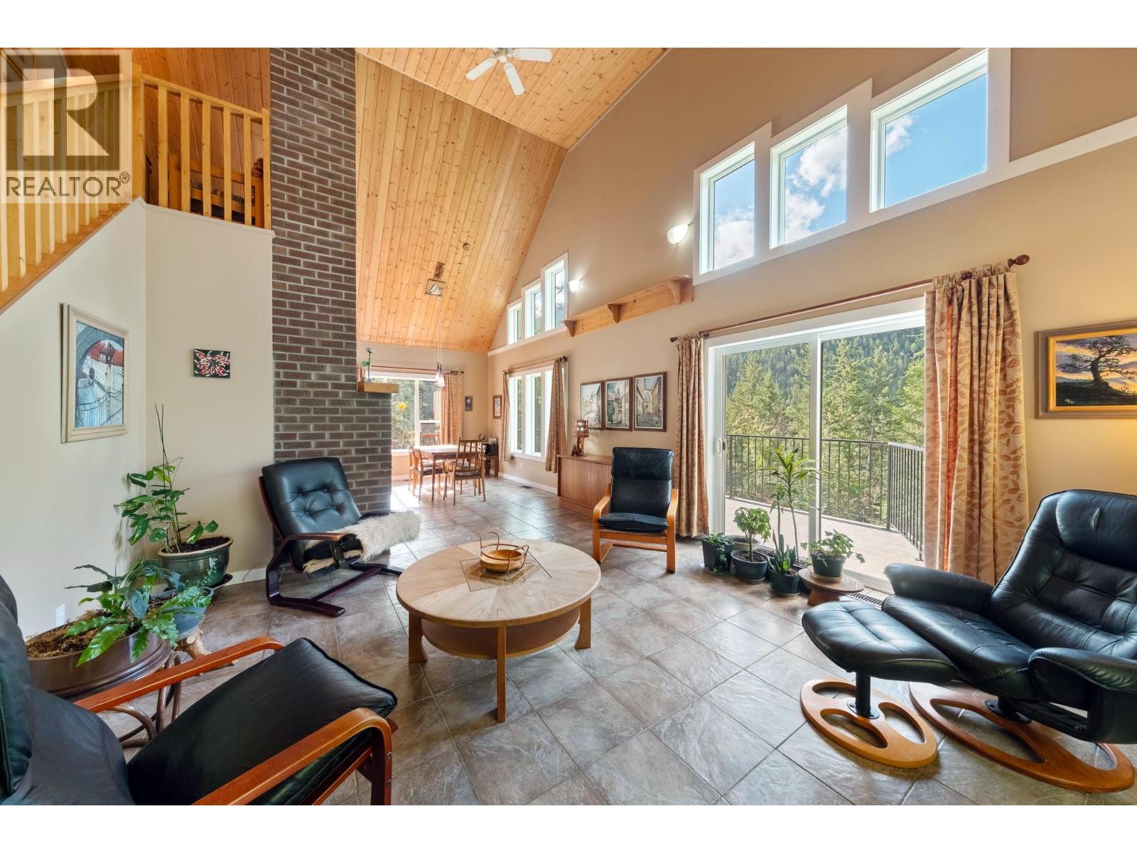 1249 Creighton Valley Road - 12