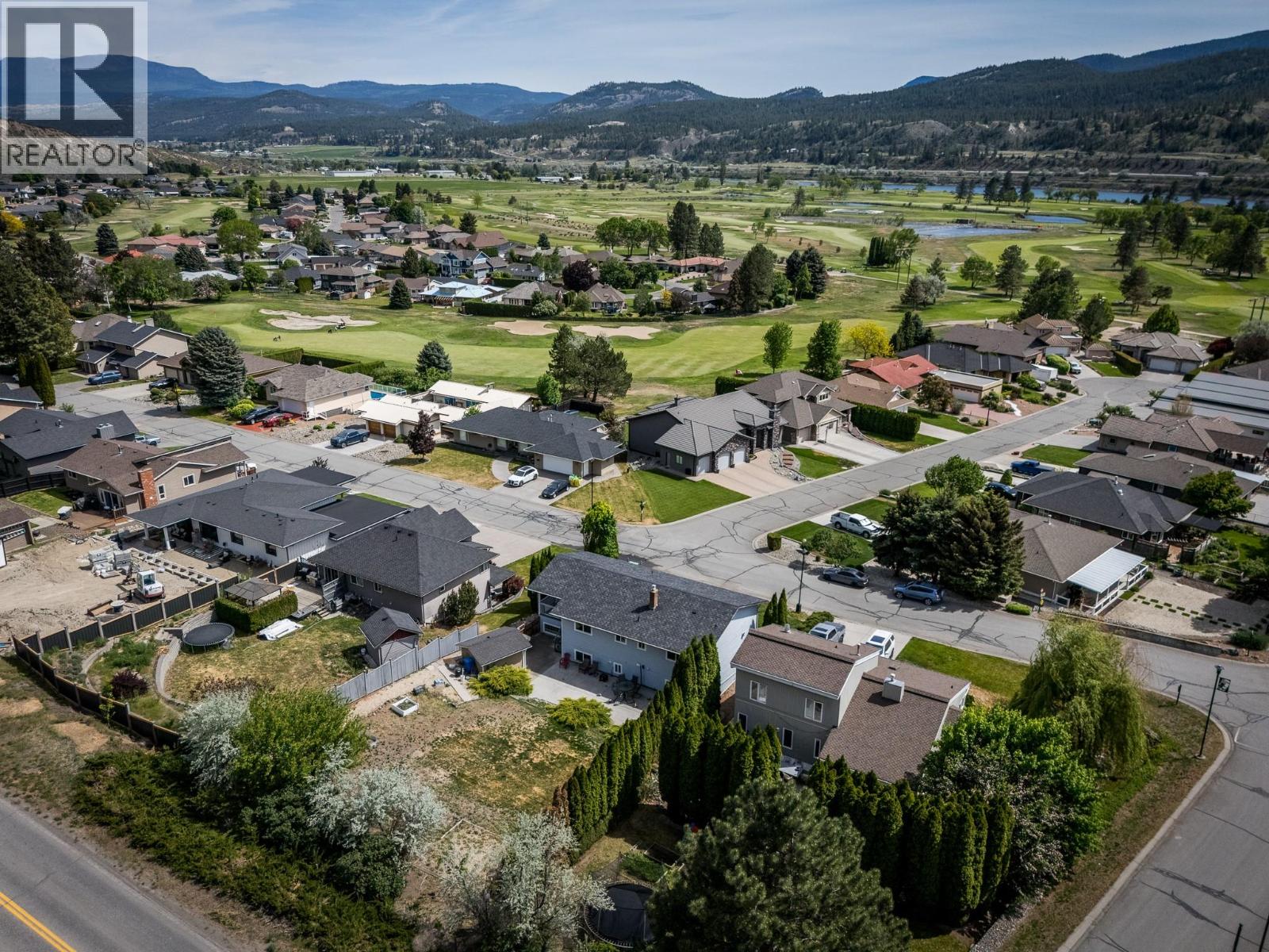 3445 NAVATANEE Drive - Image 34