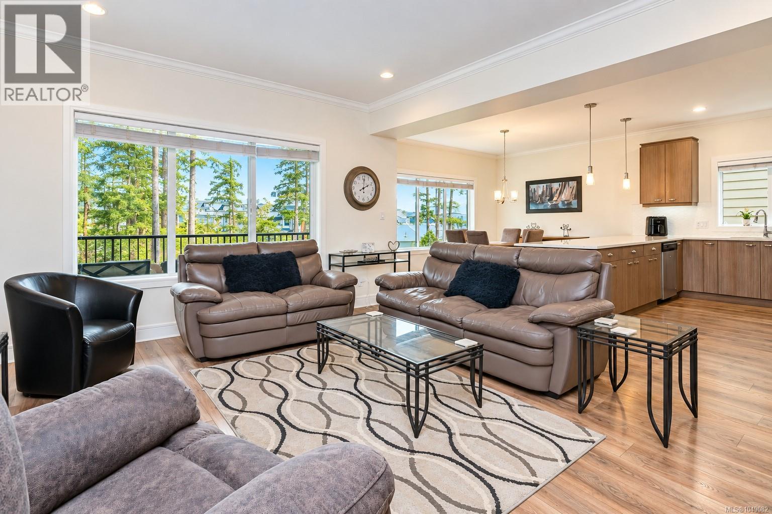 1166 Bombardier Cres - Image 4