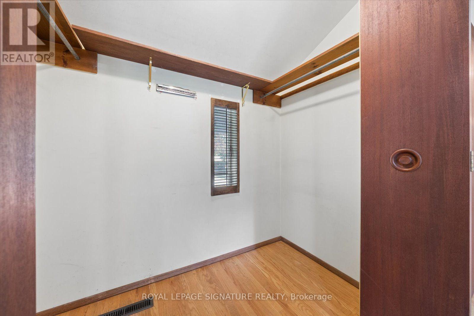 17 LESTERWOOD CRESCENT - 23