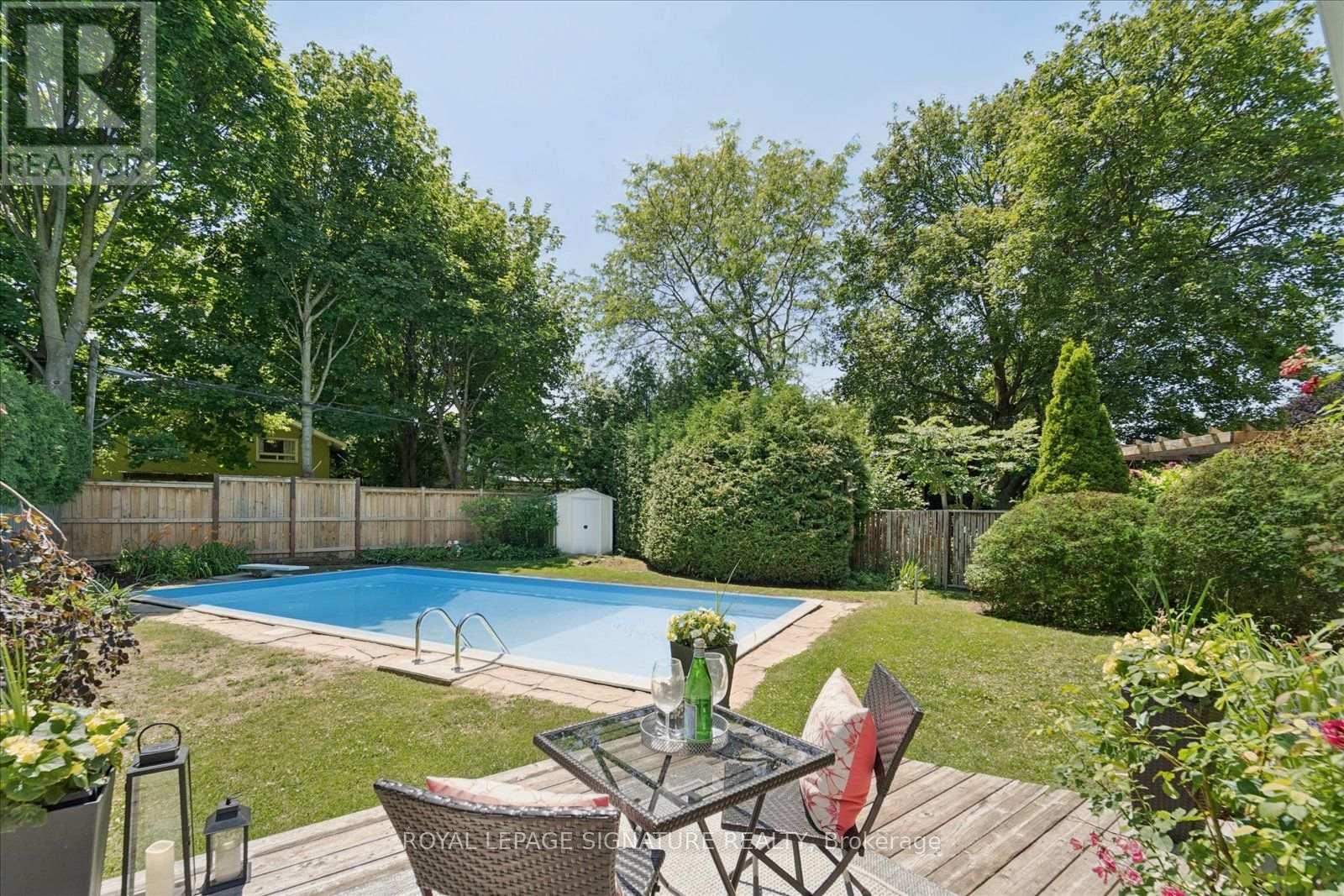 17 LESTERWOOD CRESCENT - Image 35