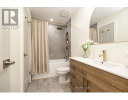 30 Berkshire Way, Ottawa, ON K2J2B2 Photo 23