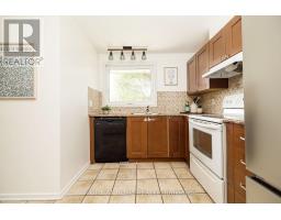 30 Berkshire Way, Ottawa, ON K2J2B2 Photo 13