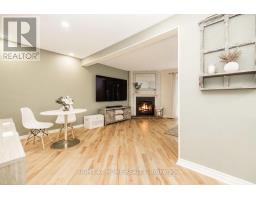 Bedroom 3 - 30 Berkshire Way, Ottawa, ON K2J2B2 Photo 6