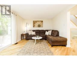 30 Berkshire Way, Ottawa, ON K2J2B2 Photo 9