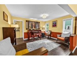 2092 148 Street, Surrey, BC V4A8L5 Photo 11