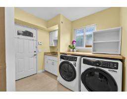 2092 148 Street, Surrey, BC V4A8L5 Photo 15