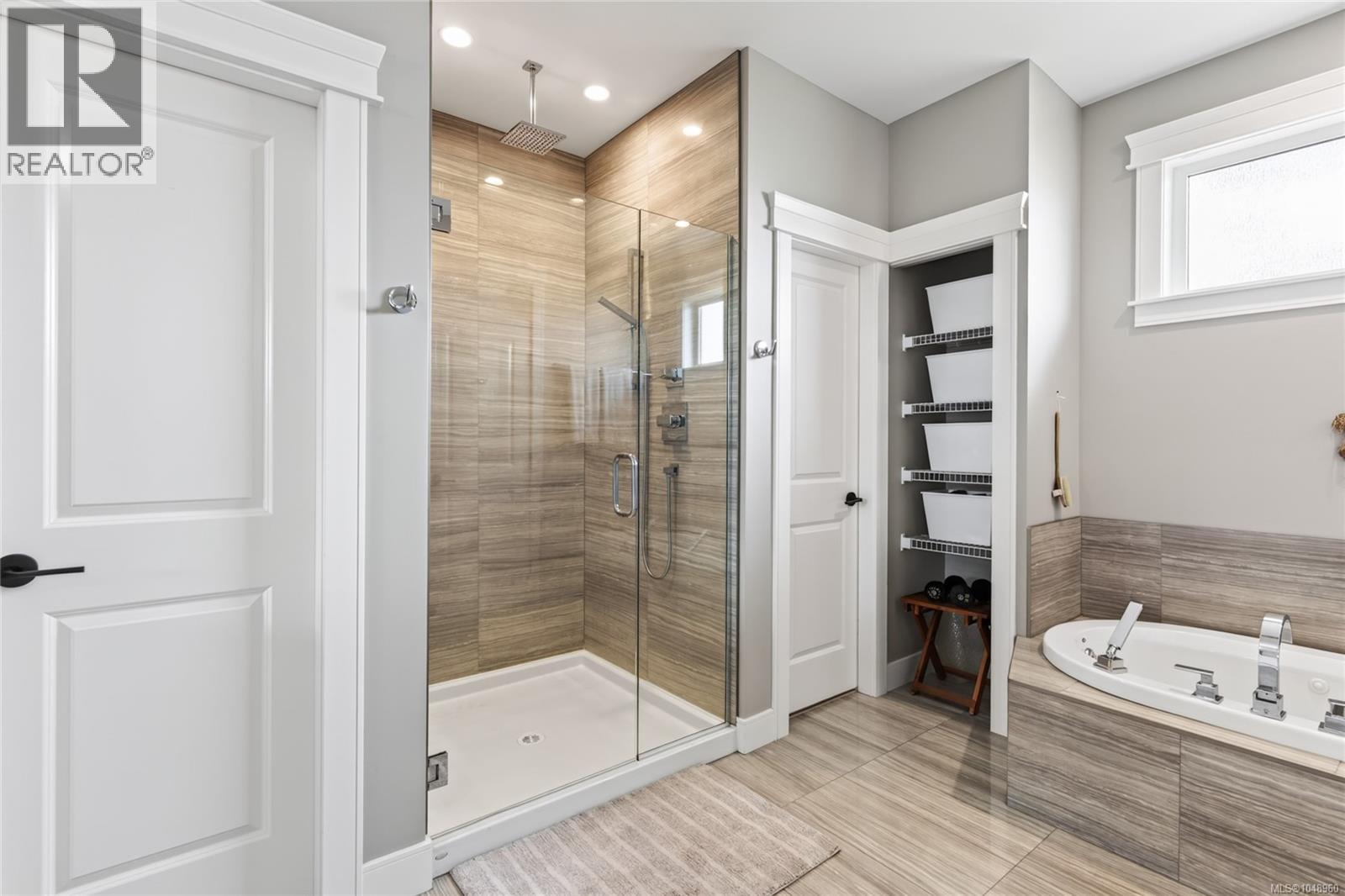 808 Timberline Dr - 24
