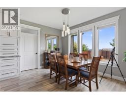 808 Timberline Dr, Campbell River, BC V9H0C8 Photo 16
