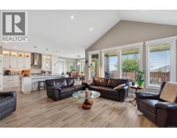 Primary Bedroom - 808 Timberline Dr, Campbell River, BC V9H0C8 Photo 12