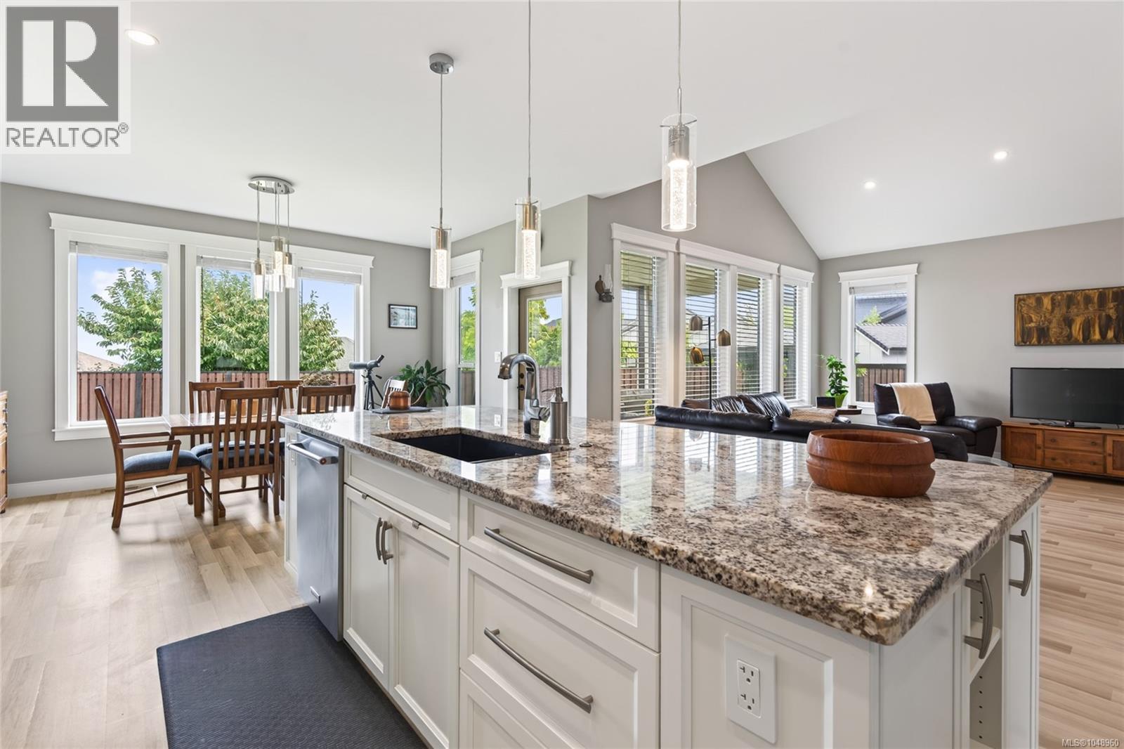808 Timberline Dr - 10
