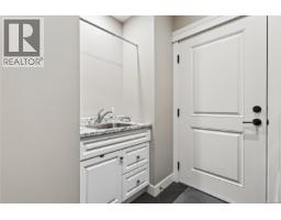 808 Timberline Dr, Campbell River, BC V9H0C8 Photo 38
