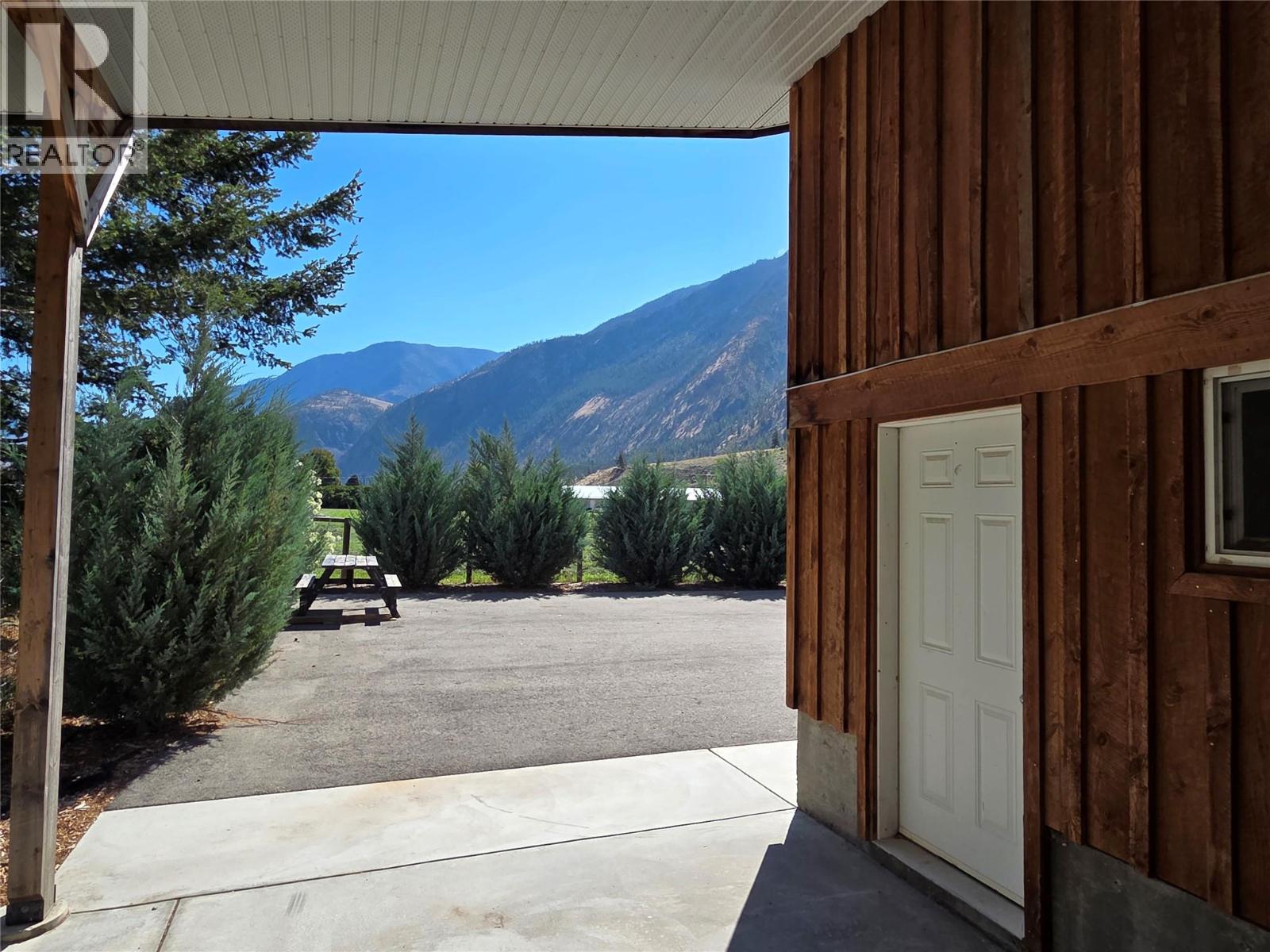 128 Ashnola Road - Image 46