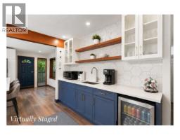 1523 Grandview Road, Gibsons, BC V0N1V5 Photo 8