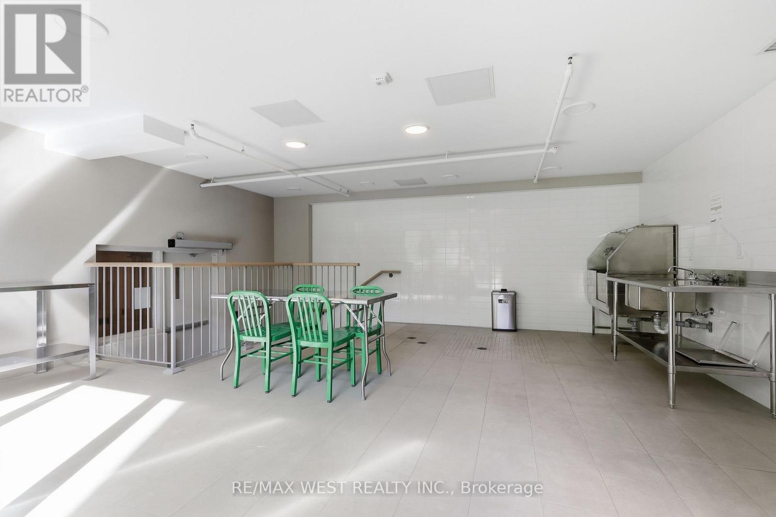 #302 130 CANON JACKSON DRIVE - Image 29