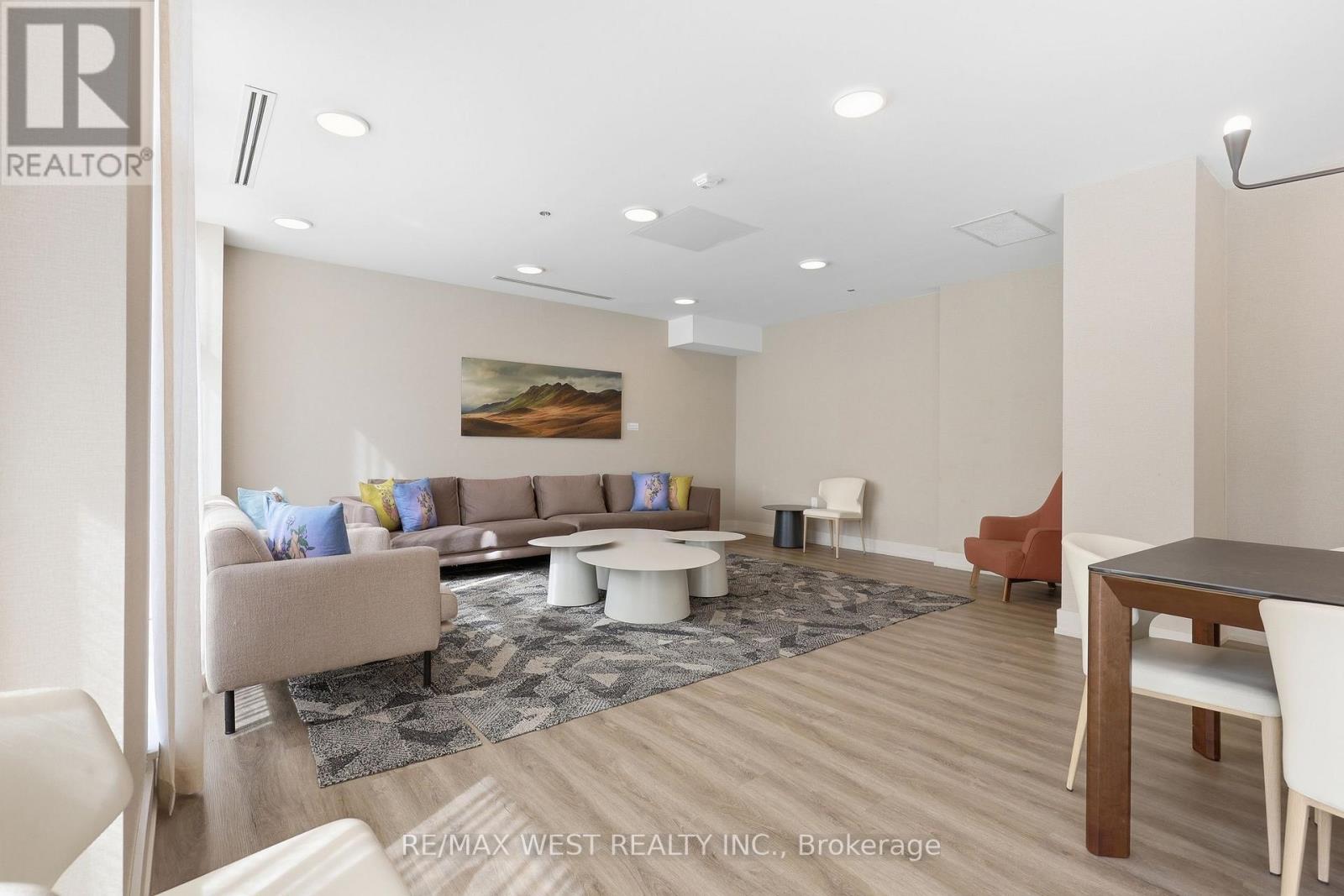 #302 130 CANON JACKSON DRIVE - Image 31
