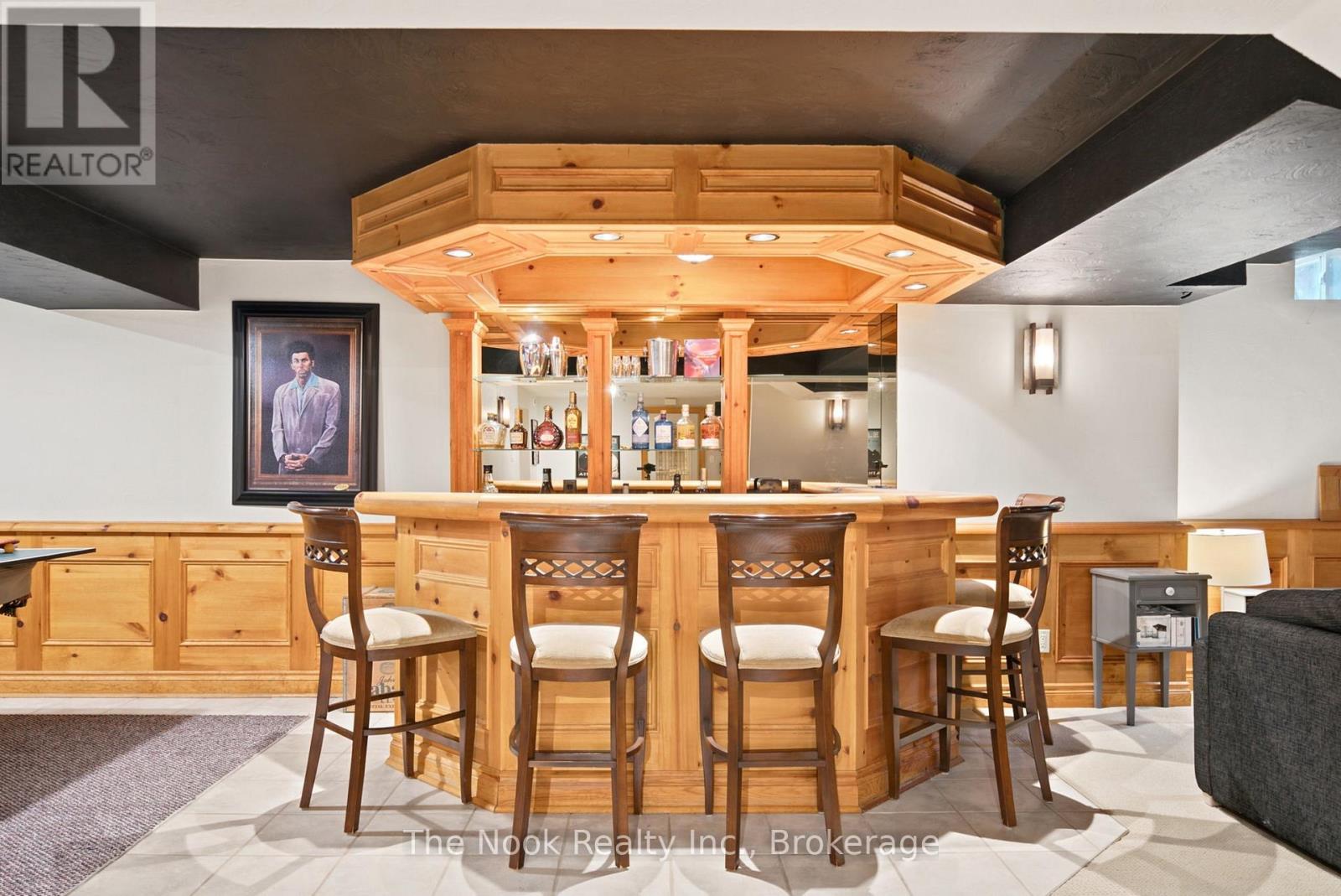 1018 LOCKWOOD CIRCLE - Image 40
