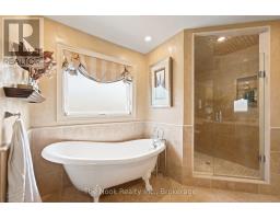 1018 Lockwood Circle, Newmarket, ON L3X1M2 Photo 29