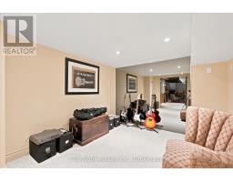 1018 Lockwood Circle, Newmarket, ON L3X1M2 Photo 44