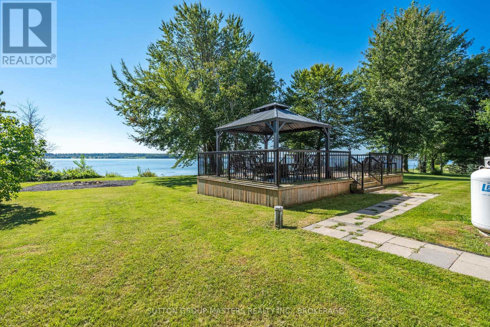 175 PLEASURE PT. LANE, Frontenac Islands (Wolfe Island) — photo 8
