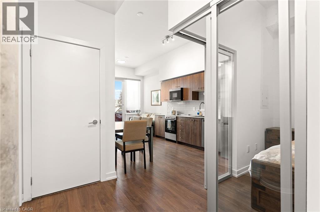 #317 15 WELLINGTON Street S - 5