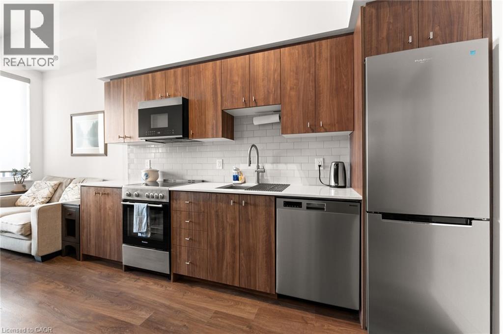 #317 15 WELLINGTON Street S - 8