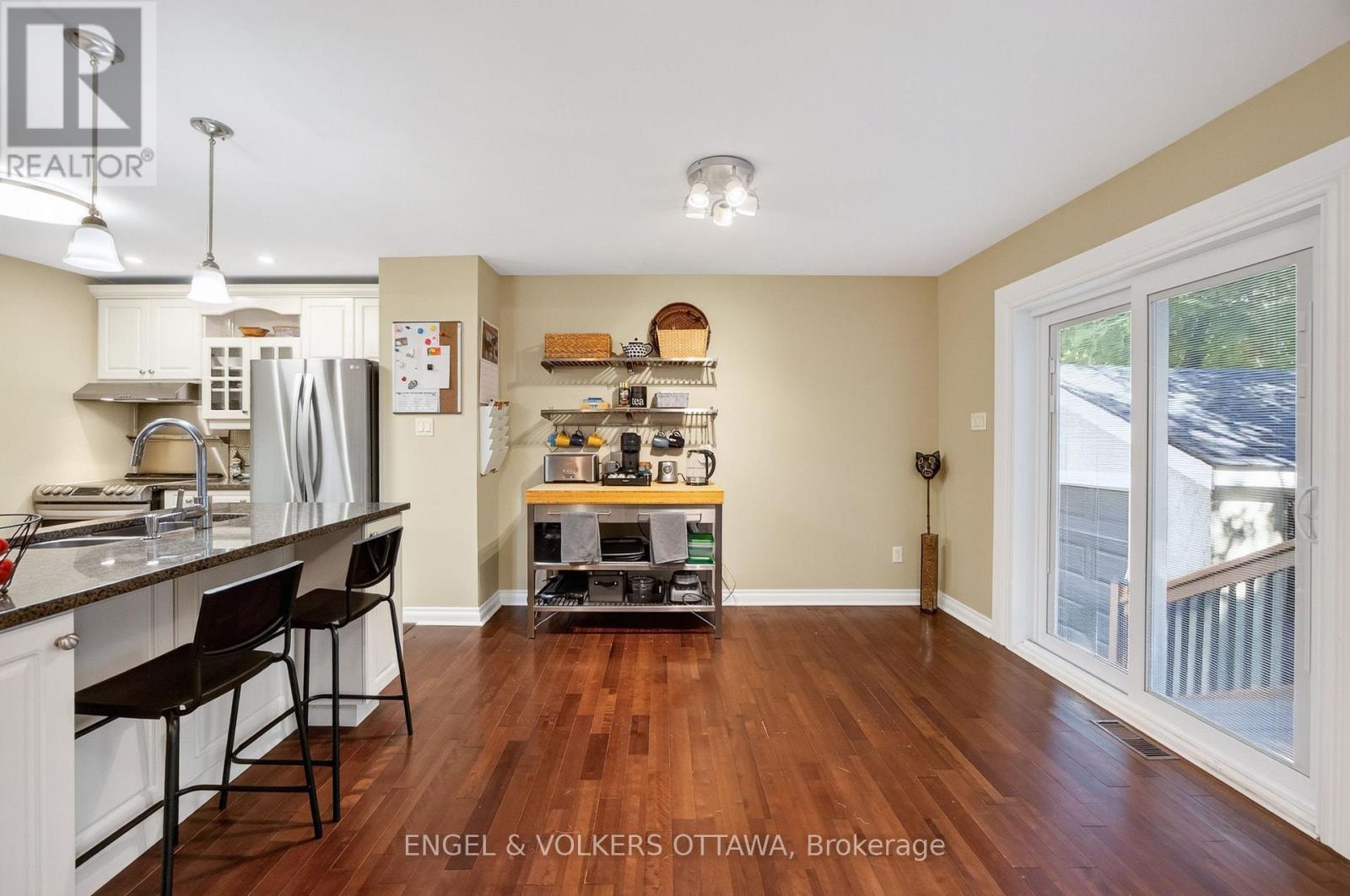 3 Bed, 4 Bath House for Sale in Ottawa – 533 HILSON AVENUE, Ottawa – MLS# X13762524 - Image 17