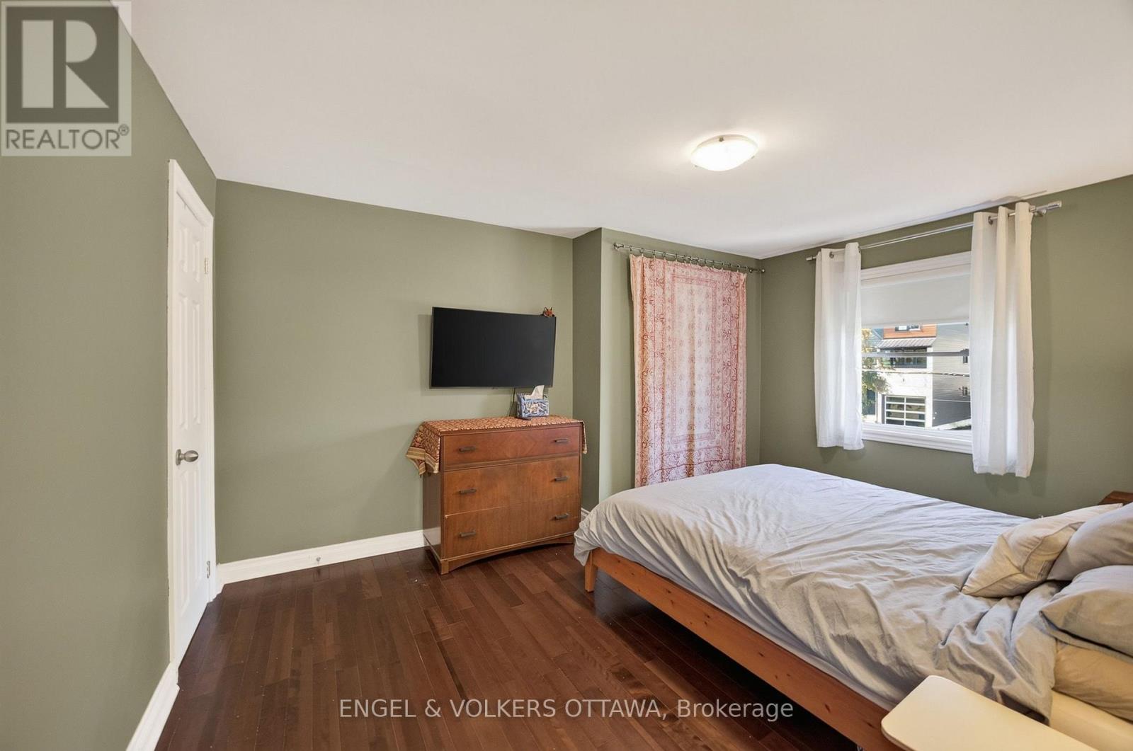 3 Bed, 4 Bath House for Sale in Ottawa – 533 HILSON AVENUE, Ottawa – MLS# X13762524 - Image 32