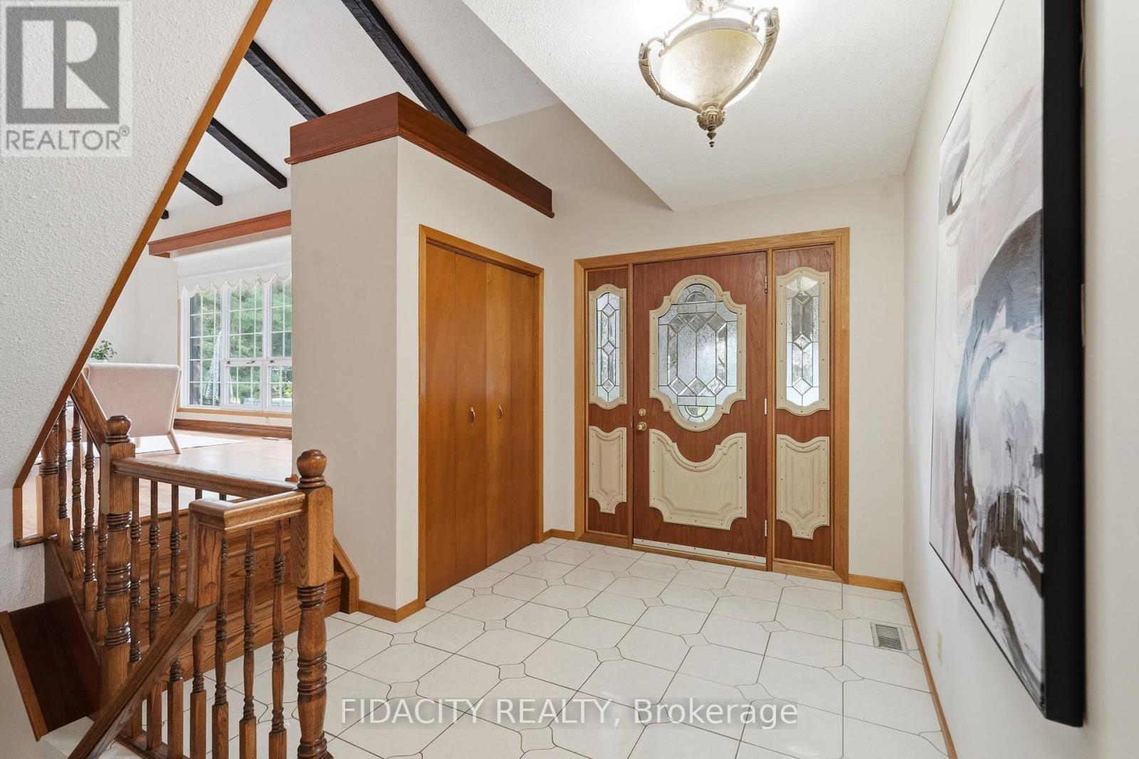 45 CORTLEIGH DRIVE - 5