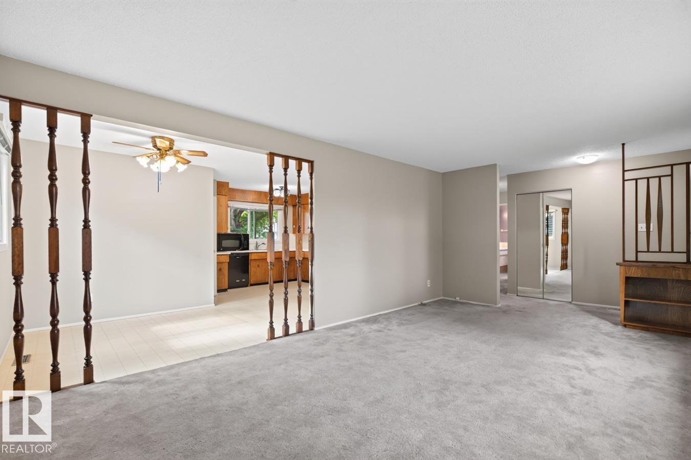 76 CORINTHIA DR - 7