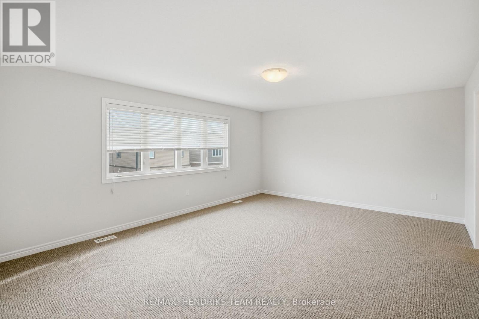 12 RILEY AVENUE - 23