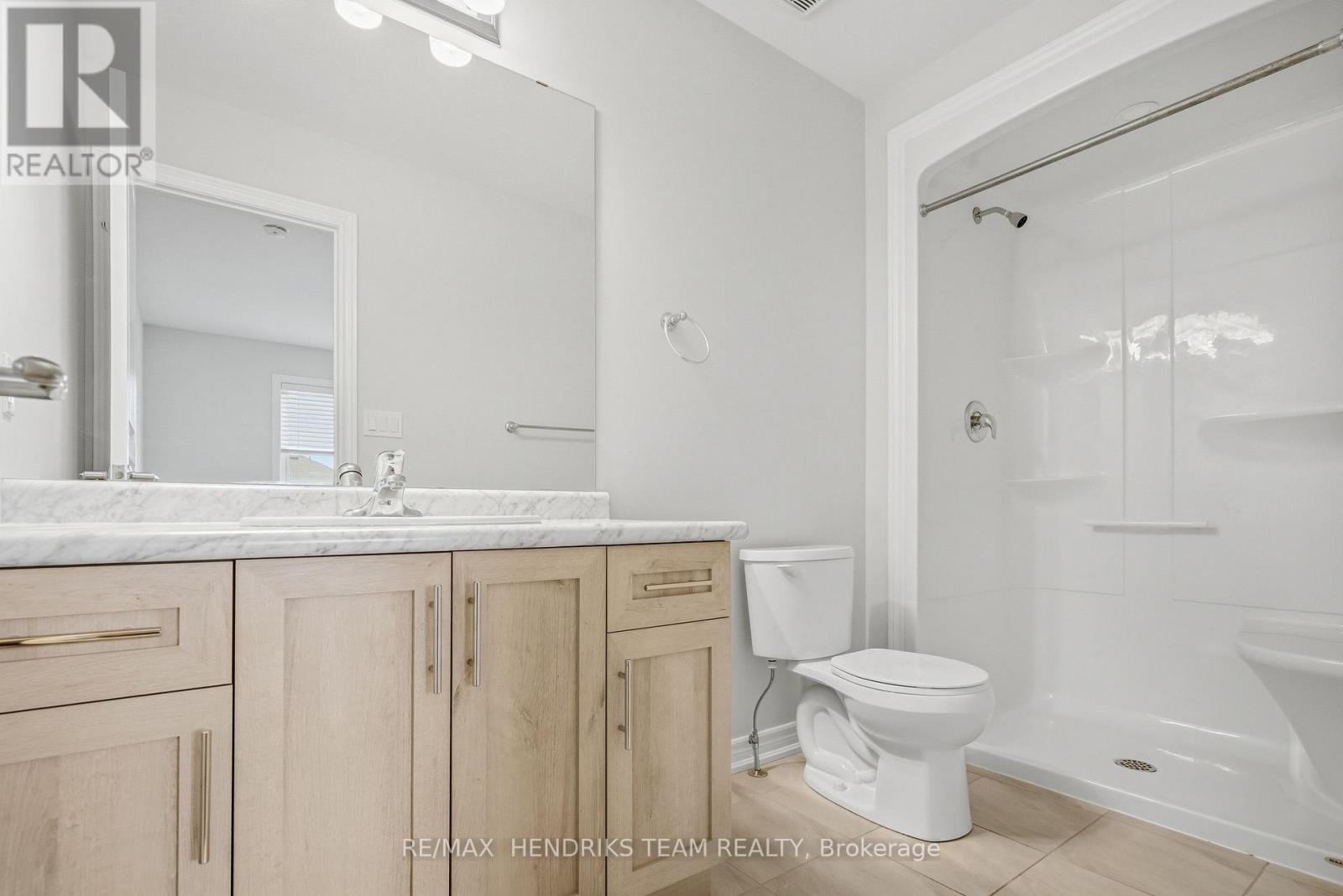 12 RILEY AVENUE - 31