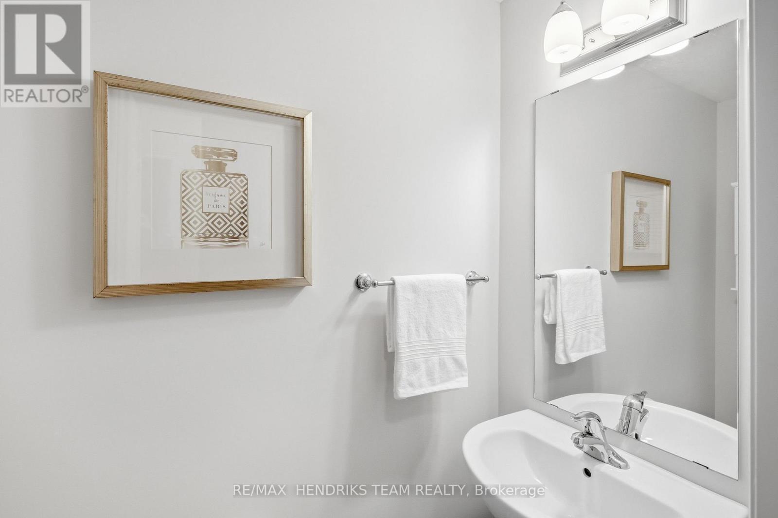 12 RILEY AVENUE - 33