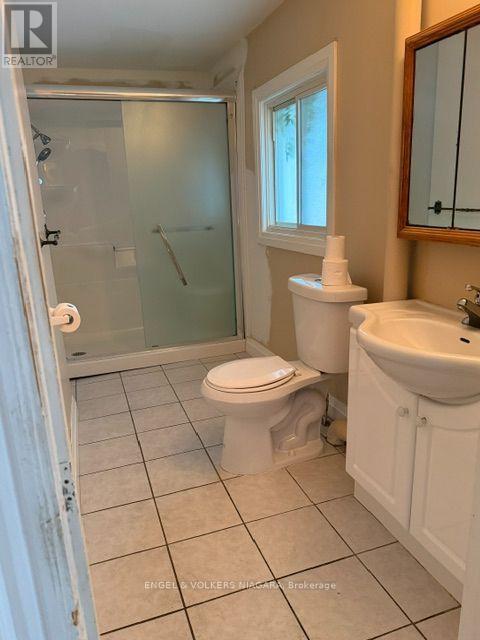 5821 LEONARD AVENUE - 14