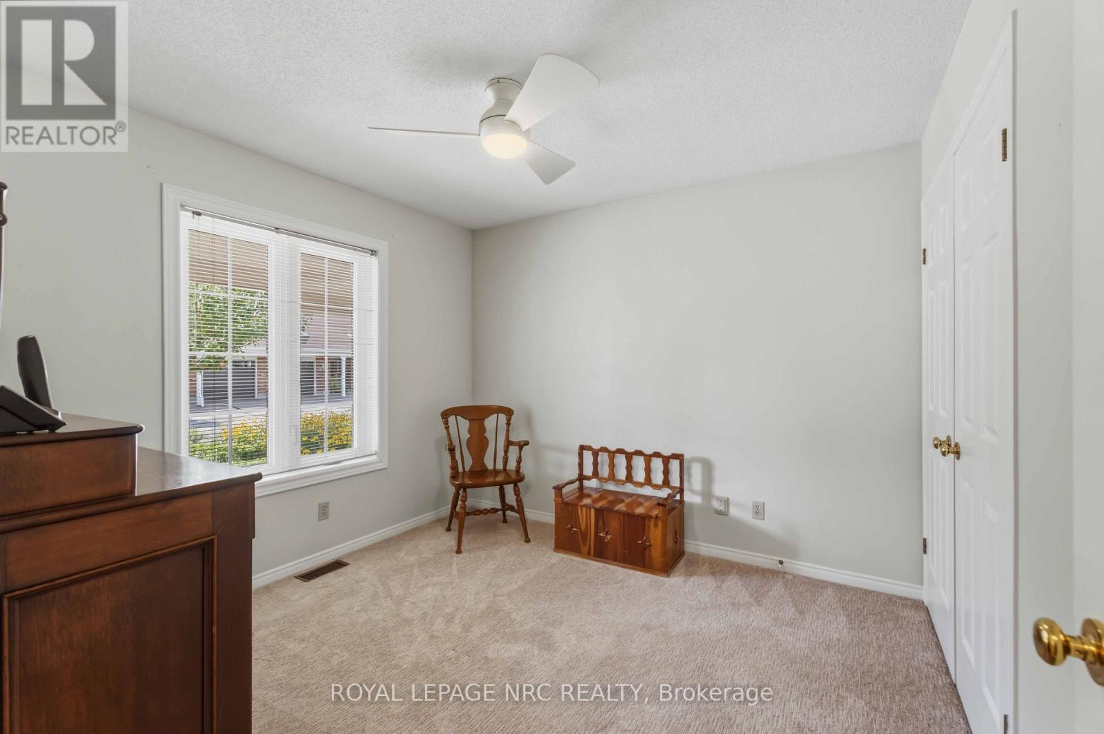 #10 4107 BUTTERNUT COURT - Image 24