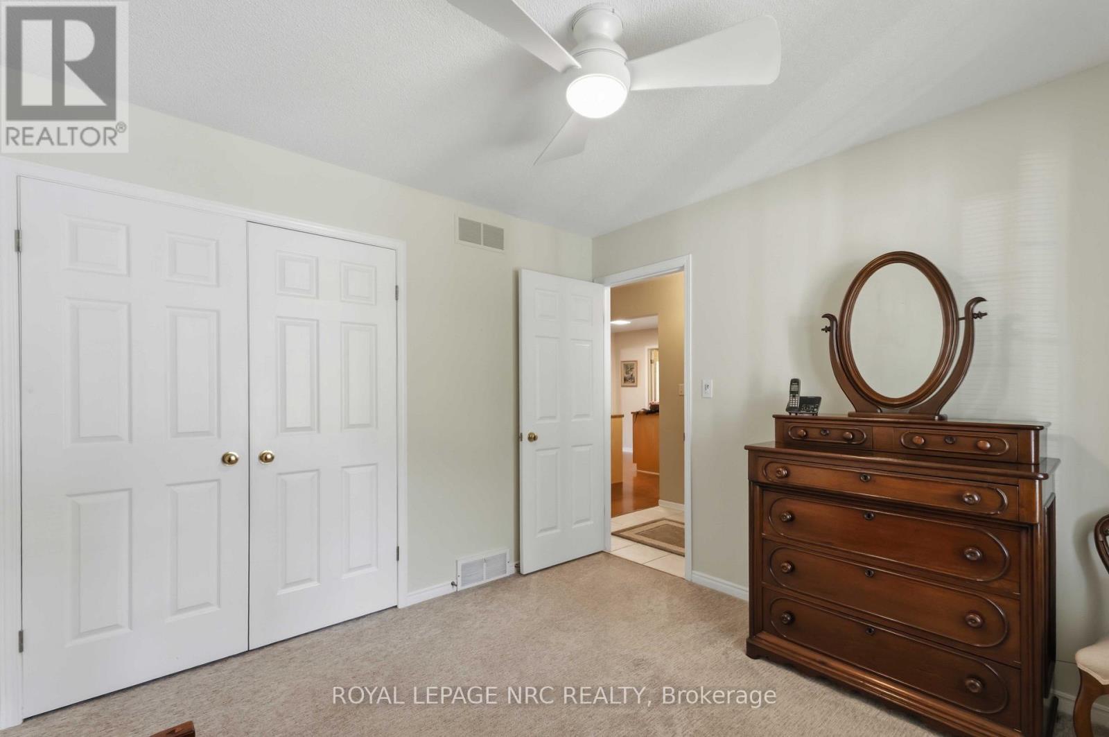 #10 4107 BUTTERNUT COURT - Image 25