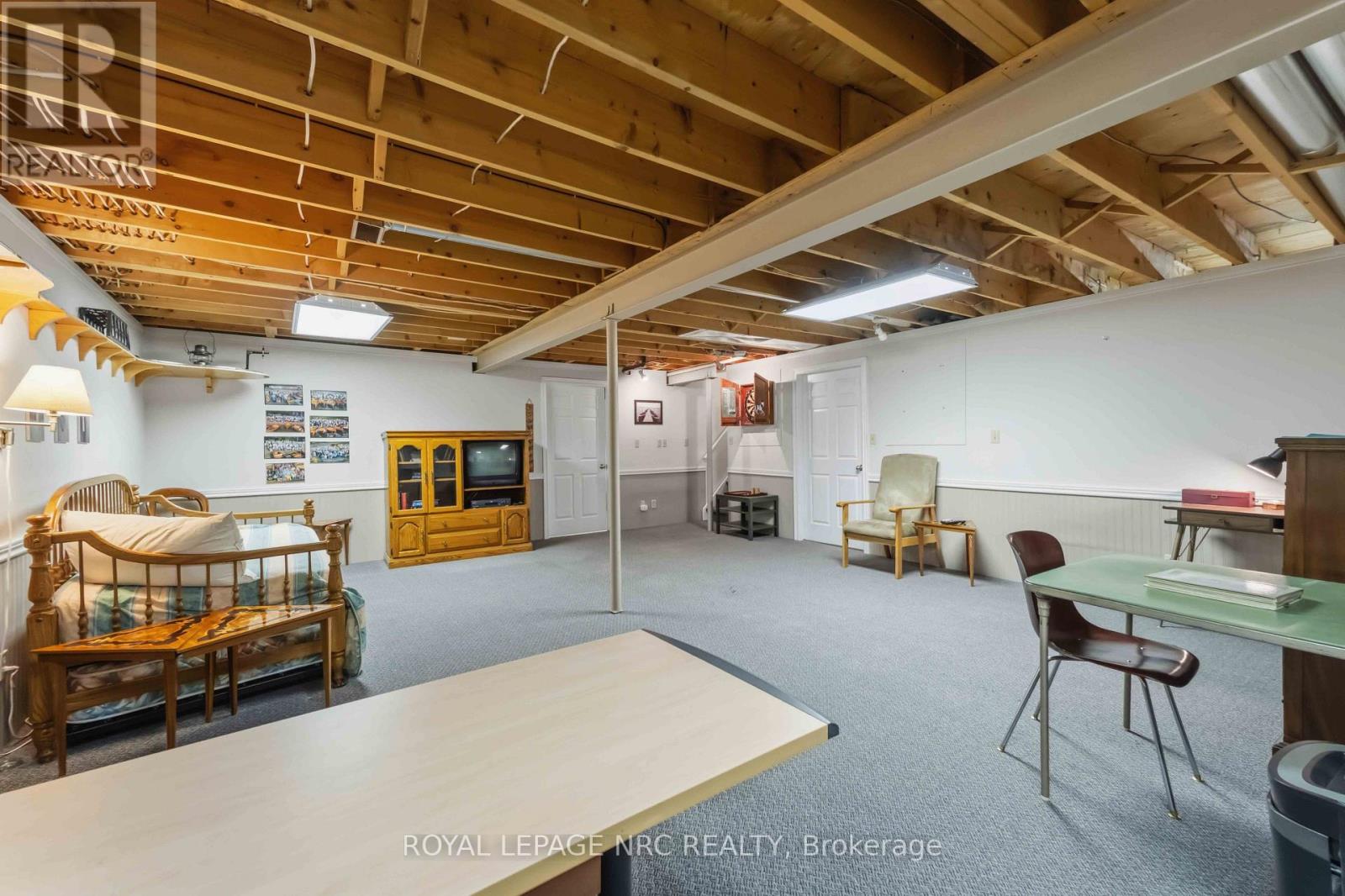 #10 4107 BUTTERNUT COURT - Image 28